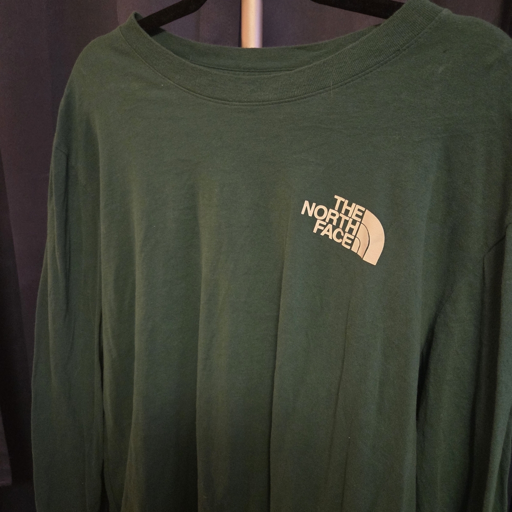 The North Face Men’s XL Green Long Sleeve Logo Tee Shirt